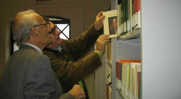 Palomonte, muore l'ex sindaco Caporale: ricordato per le elezioni e la biblioteca