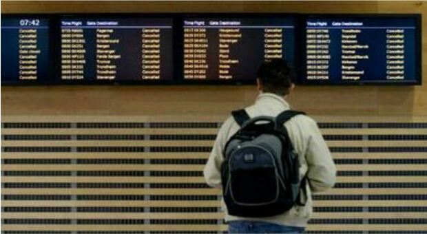 Sciopero del trasporto aereo, previsti disservizi: rimborsi e assistenza, guida ai diritti dei passeggeri