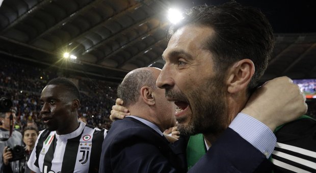 Buffon verso l'addio, l'agente: «Non sarà alla Totti»
