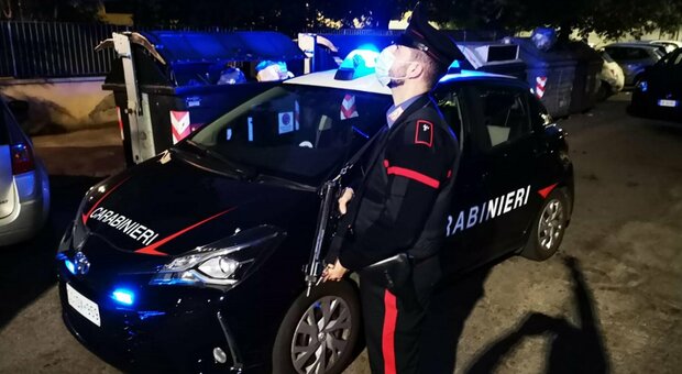 Avances a un carabiniere donna: giovane arrestato durante la movida