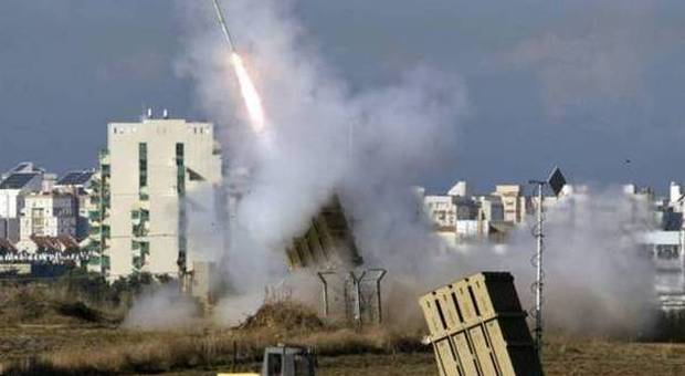 Lanci di razzi dalla Striscia di Gaza