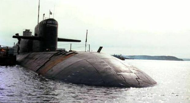 Russia, ecco il più grande sottomarino al mondo: può lanciare siluri-droni atomici