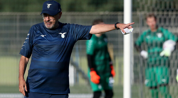 Juve-Lazio, Sarri si prepara: assenti Pedro e Vecino. Fares verso il Brescia, Gonzalez rimane