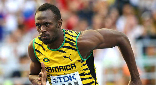 Bolt, il fulmine è tornato in pista: Usain corre e vince i 200 in 20.20