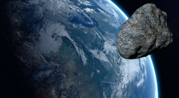 Asteroide sfiora la Terra l'1 novembre. Gli esperti: «Situazione potenzialmente di pericolo»