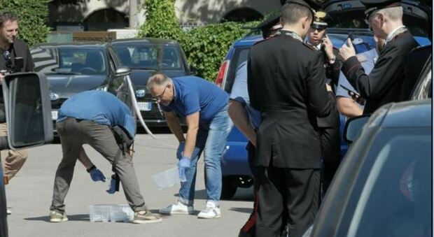 Padova. La furia cieca dello stalker: colpito da 4 proiettili, aggredì il carabiniere e morse gli infermieri