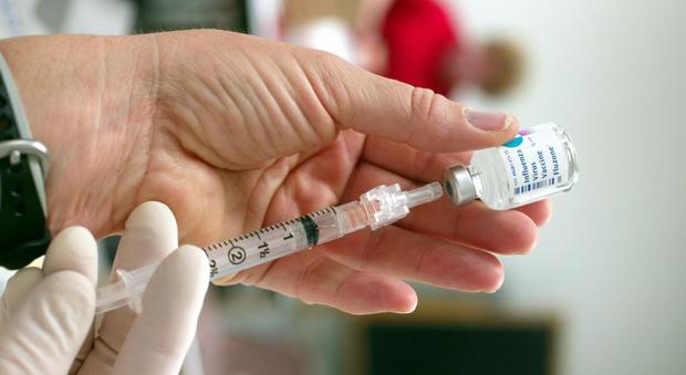 La svolta sui vaccini: gratis e senza ticket. Novità fecondazione