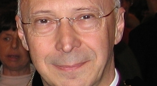 Il cardinale Bagnasco: «Nessun appoggio al referendum abrogativo sulle unioni civili»