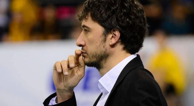 Morto Miguel Angel Falasca, coach del Monza volley: fatale un infarto, aveva 46 anni