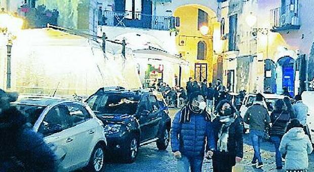 Fioriere e dissuasori contro la sosta selvaggia a Salerno