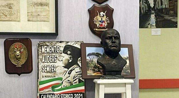 ll busto di Mussolini al Cardarelli