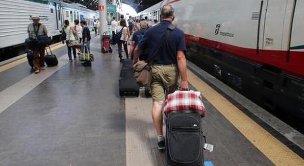 Milano, rubavano a bordo dei treni fermi in Centrale: arrestati cinque nordafricani