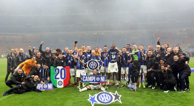 Inter campione d'Italia, 2-1 al Milan nel derby: è lo scudetto della seconda stella