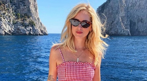 Chiara Ferragni a Capri, quando l'influencer gioca a fare la diva