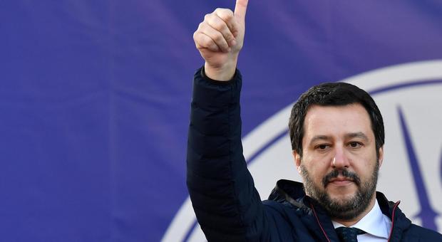 Salvini: «La Ue brutta è Juncker, Tajani è un'altra cosa»