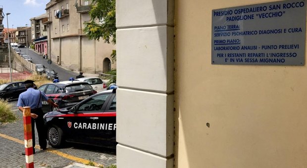 Paziente in cura psichiatrica uccide a pugni un compagno di stanza a Sessa Aurunca