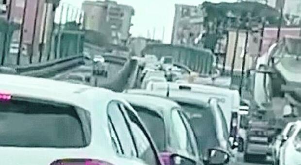 Traffico in tilt a Napoli Nord