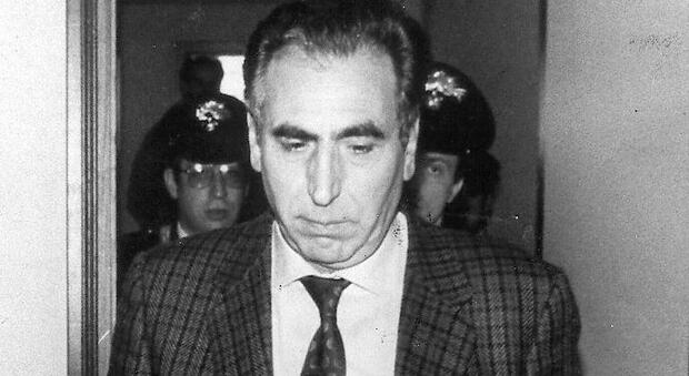 CrimiNapoli / 11: Carmine Alfieri, il falso rapimento del figlio del boss e il pentimento