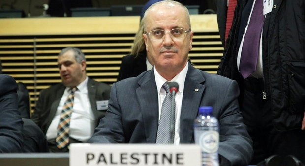 Gaza, ordigno contro convoglio del premier palestinese: sette feriti, lui illeso