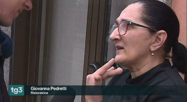 Giovanna Pedretti intervistata dal Tg 3 in una foto Ansa