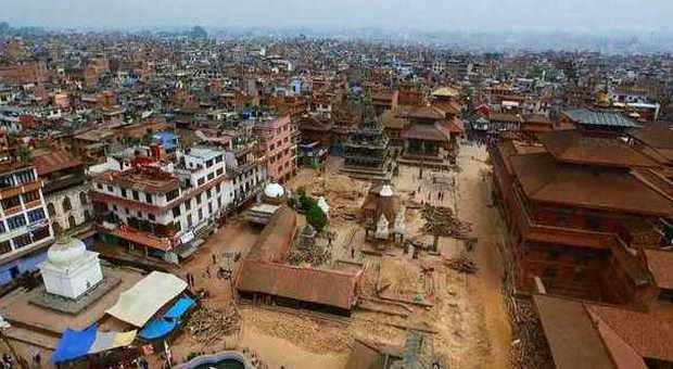 Nepal, quaranta italiani irreperibili Sono trecento i connazionali soccorsi