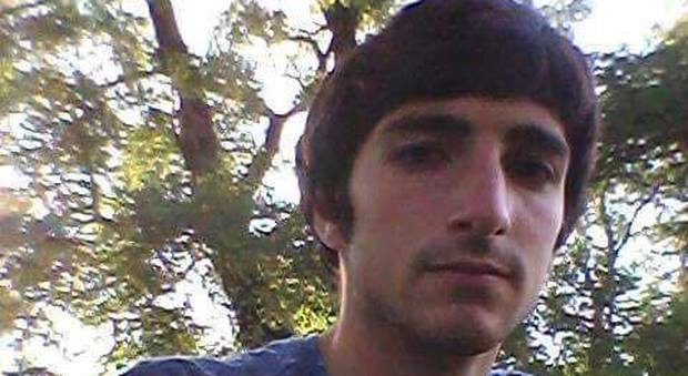Giuseppe scompare a 20 anni: ritrovato nella notte
