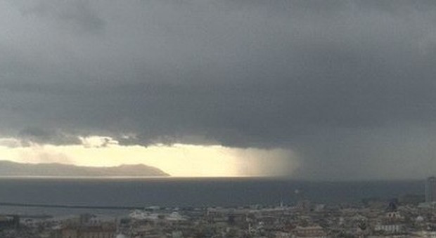 Campania: da domani allerta gialla Piogge e temporali fino a lunedì