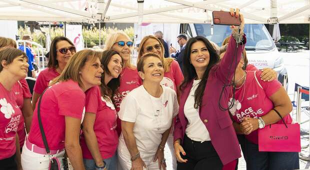 Al via da Castel Romano la terza edizione del “Tour Rosa per la salute delle donne” con Komen Italia