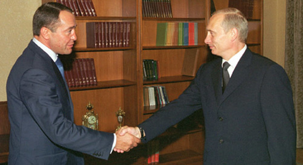 Mikhail Lesin e Vladimir Putin (Kremlin.ru)