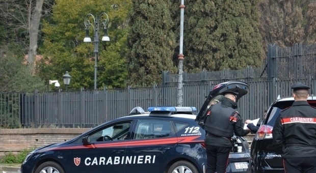 Civita Castellana, auto fuori strada sulla Falerina: ferita una donna