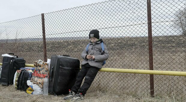 Ucraina, il dramma dei bambini: «Bombe o virus, qual è la guerra?». Il conflitto visto dai più fragili