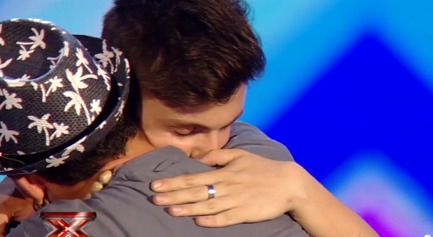 X Factor 10, Arisa divide il pubblico e manda a casa Gabriele: "Non cerco la perfezione"