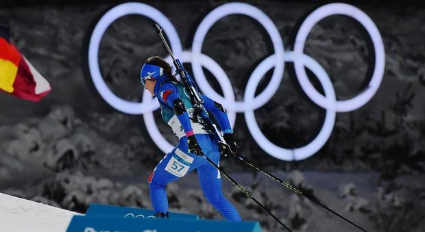 Biathlon, delusione azzurra: Vittozzi undicesima, Wierer quindicesima. «Sofferto il freddo»