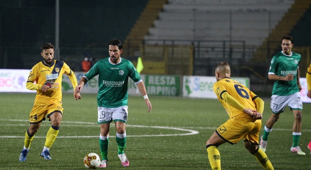 Avellino-Juve Stabia, il derby della Campania finisce senza gol