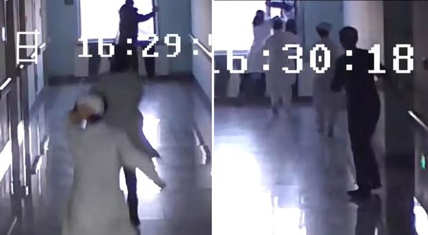 Il paziente tenta di lanciarsi dal 13º piano dell'ospedale, salvato dalle infermiere