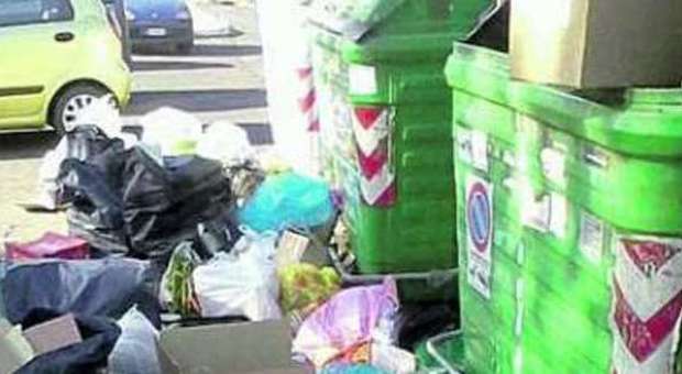 Tariffa dei rifiuti, aumento del 4%. L'Ama conta di recuperare 28 milioni. E a Testaccio multe sulla differenziata