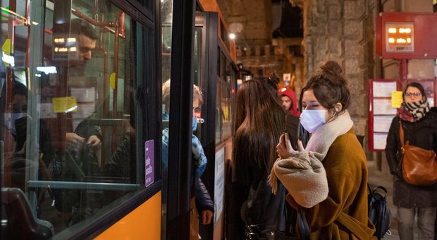 Coronavirus, Lombardia chiede il blocco per 15 giorni: stop anche ai trasporti