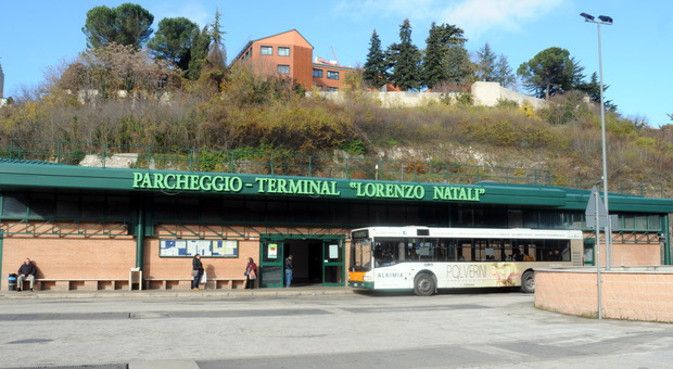L'Aquila, abusi sessuali al terminal bus: sotto inchiesta per tre casi un richiedente asilo