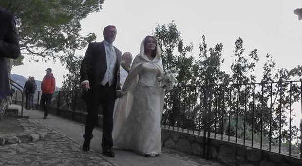 L'attore Fabio Testi sposo a 73 anni a Capri con Antonella