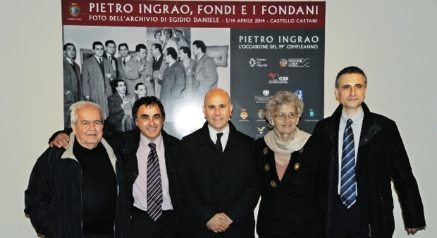Anche la città di Fondi contribuisce alla costituzione del "Fondo Ingrao" di Lenola con un dono