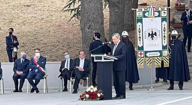 Draghi inaugura il Parco della Memoria: «Dobbiamo accelerare la ricostruzione»