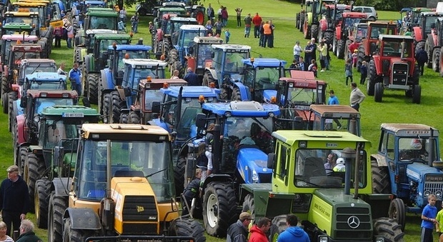 A Perugia la "rivolta dei trattori": gli agricoltori contro Agea e Regione