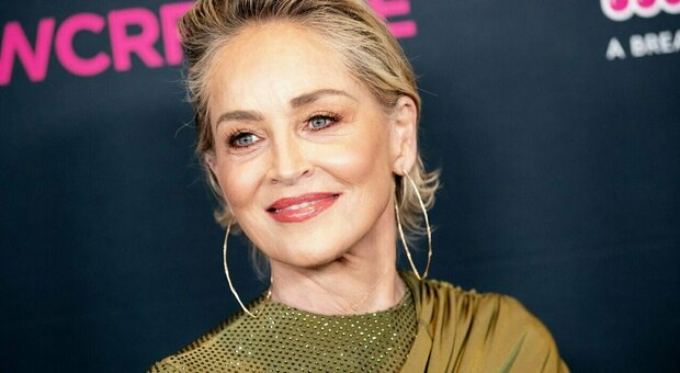 Sharon Stone ancora splendida a 65 anni