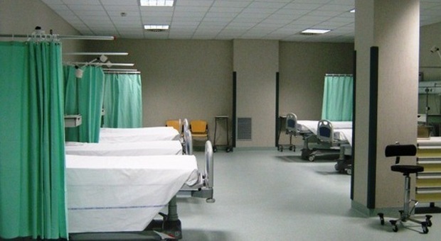 Ragazza di 30 anni muore in ospedale: sospetto caso di meningite