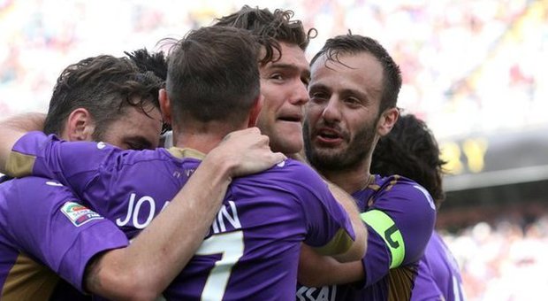 La Fiorentina passa a Palermo per 3-2 Alonso regala l'Europa League ai viola