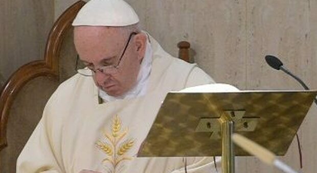 Il Papa conferma il viaggio in Iraq con una messa allo stadio, ma i contagi di Covid restano altissimi