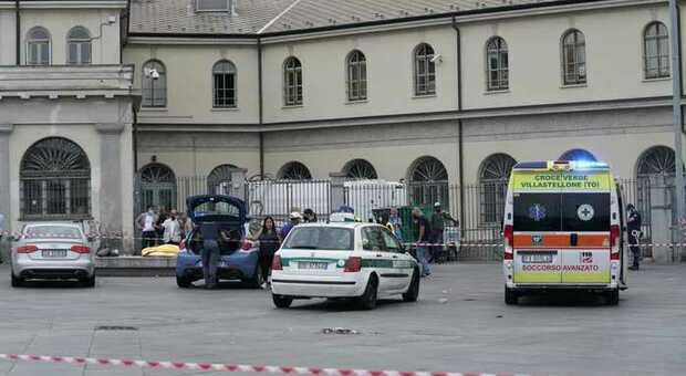 Accoltellato tra i banchi del mercato, 65enne ucciso a Torino