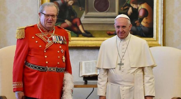 Ordine di Malta, schiaffo dell'ex Gran Maestro a Bergoglio per farsi rieleggere al 'conclave' dei cavalieri
