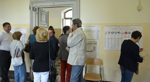 Guerra di cifre Pd-5Stelle. E a Roma il ballottaggio si gioca su 130mila schede `