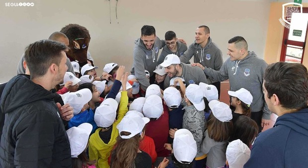 Rieti, "A scuola di futsal" il Real incontra gli studenti: entusiasmo per gli alunni della Cirese. Il 28 si replica